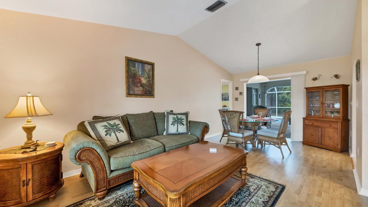 Photo of Livingroom in Charlotte Harbor