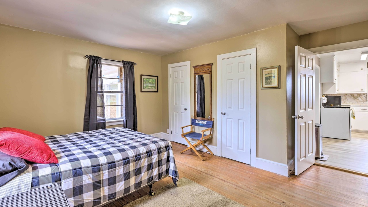 Photo of Bedroom in Gadsden