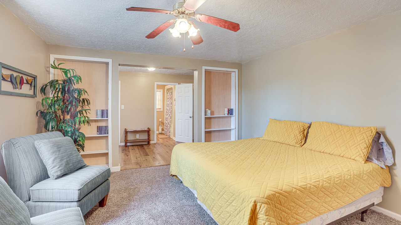 Photo of Bedroom in Gadsden