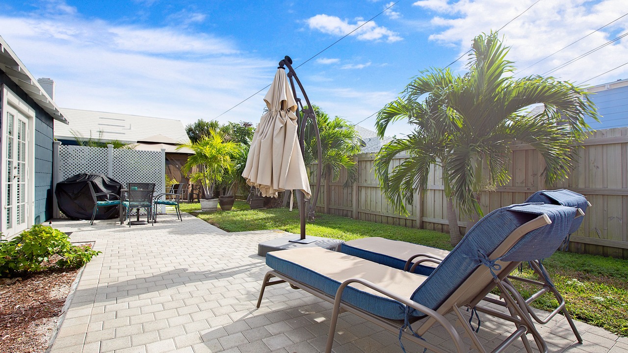 Photo of Patio Balcony in Mango Groves
