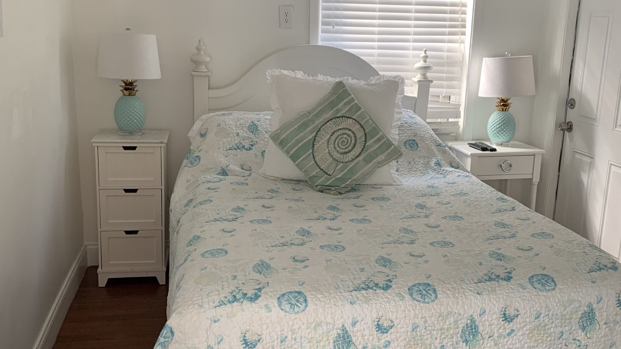 Photo of Bedroom in Mango Groves