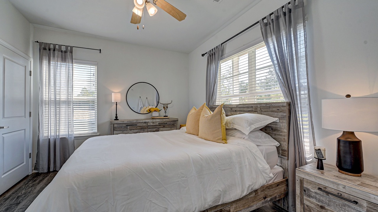 Photo of Bedroom in Doctors Inlet
