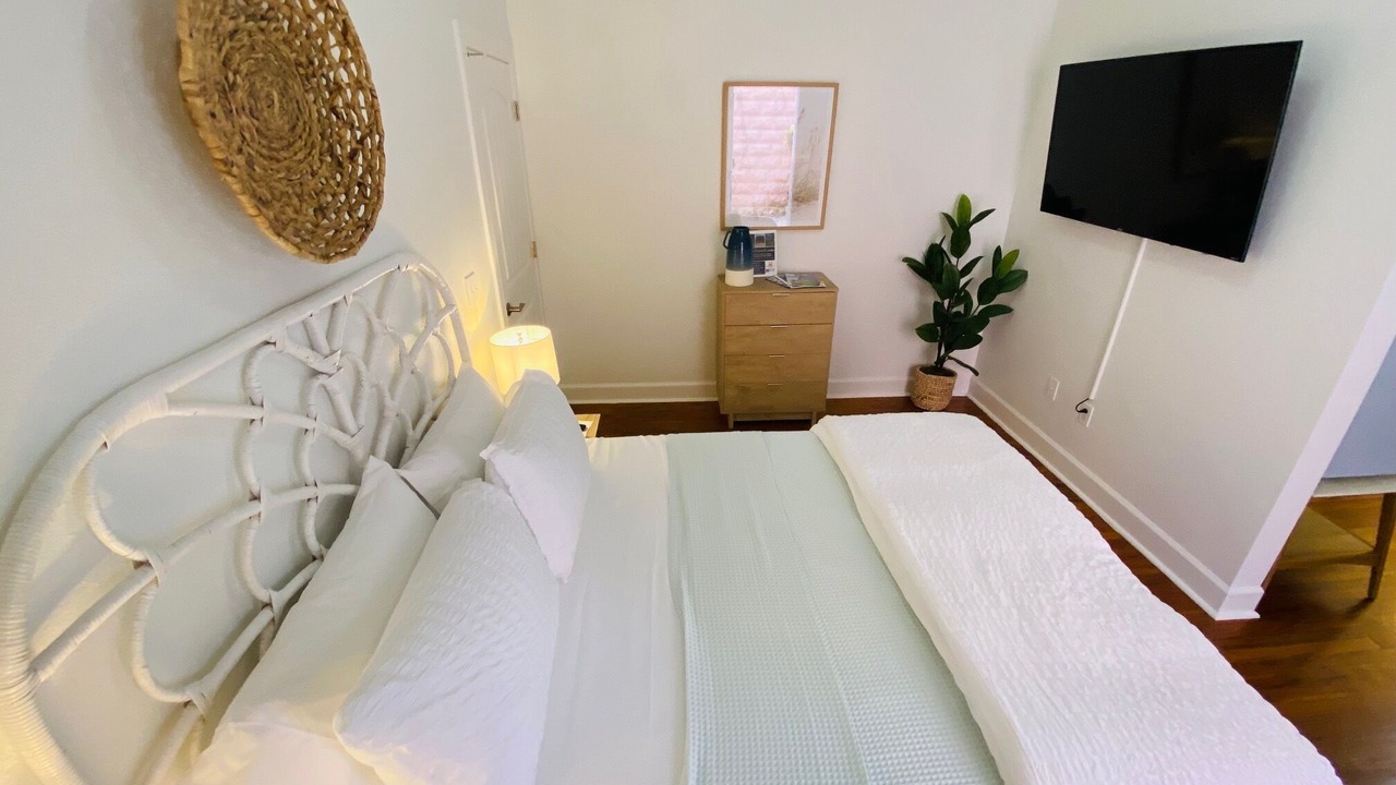 Photo of Bedroom in Pass-a-Grille Historic District