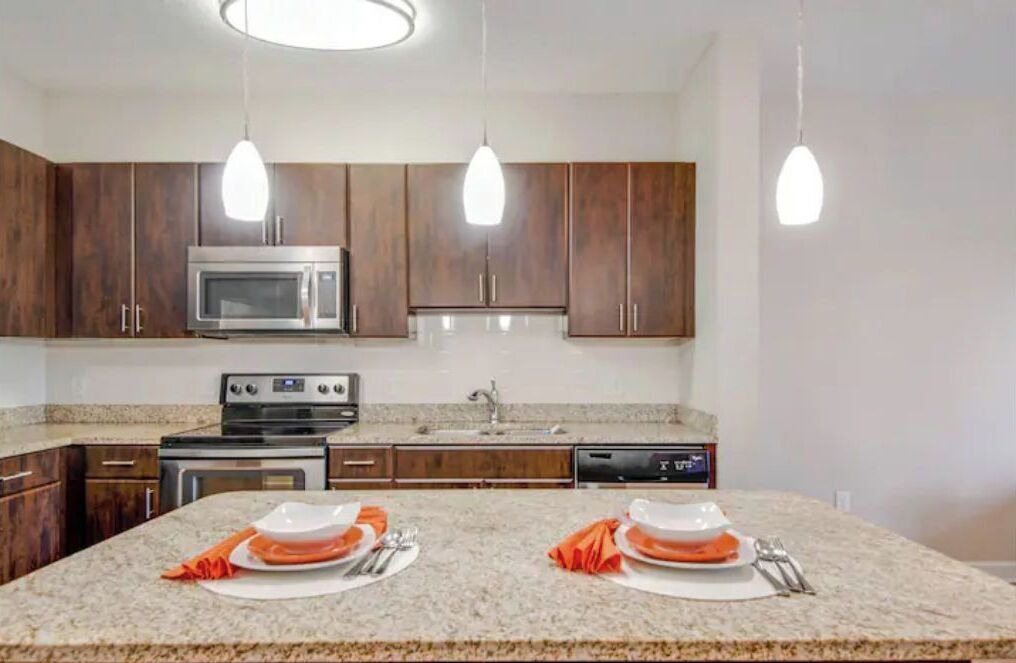 Photo of Kitchen in Carver City - Lincoln Gardens