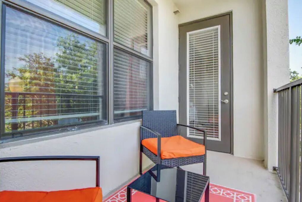 Photo of Patio Balcony in Carver City - Lincoln Gardens