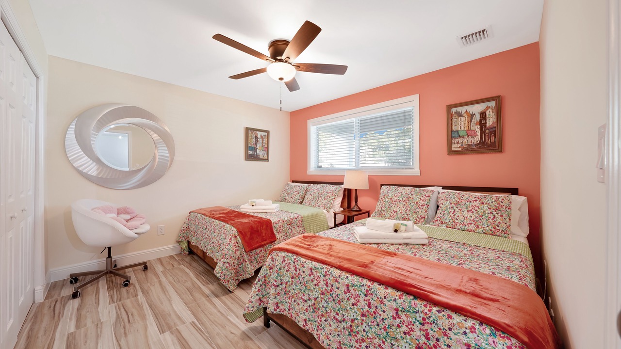 Photo of Bedroom in Melaleuca Gardens