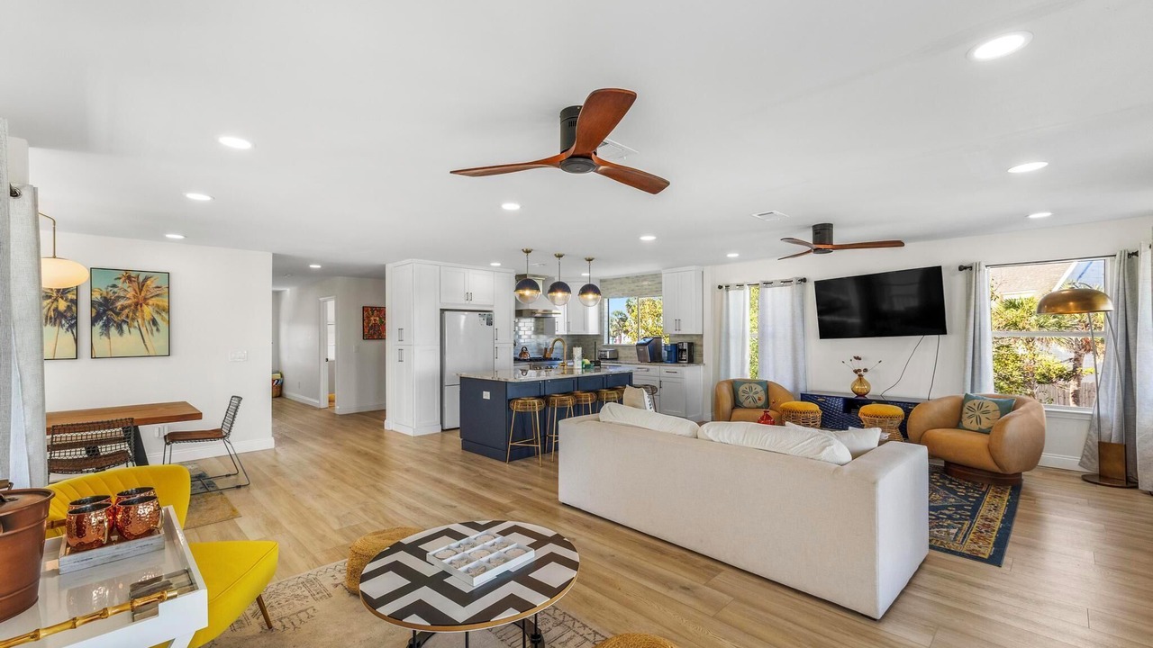 Photo of Livingroom in Pensacola Beach