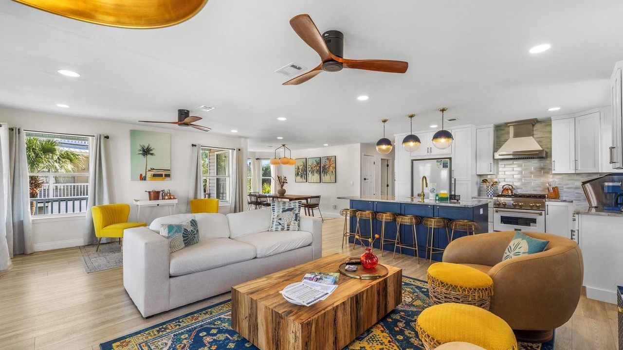 Photo of Livingroom in Pensacola Beach