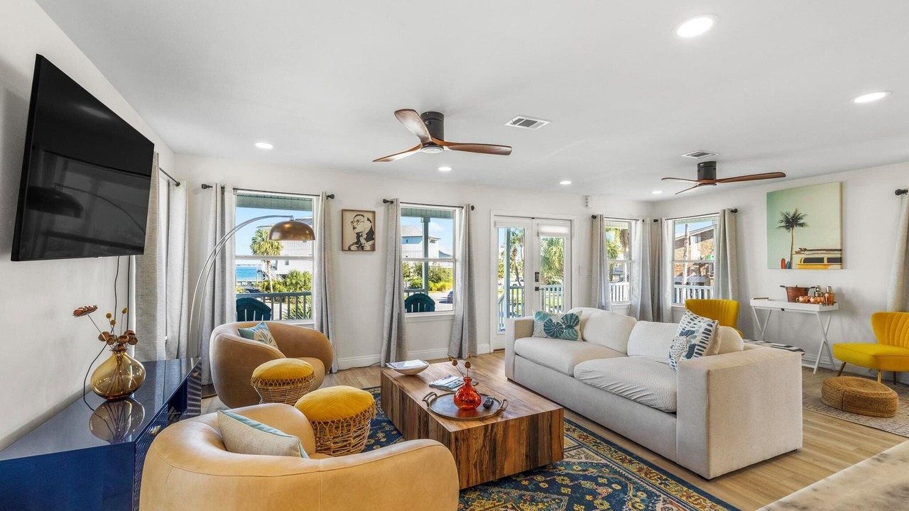 Photo of Livingroom in Pensacola Beach