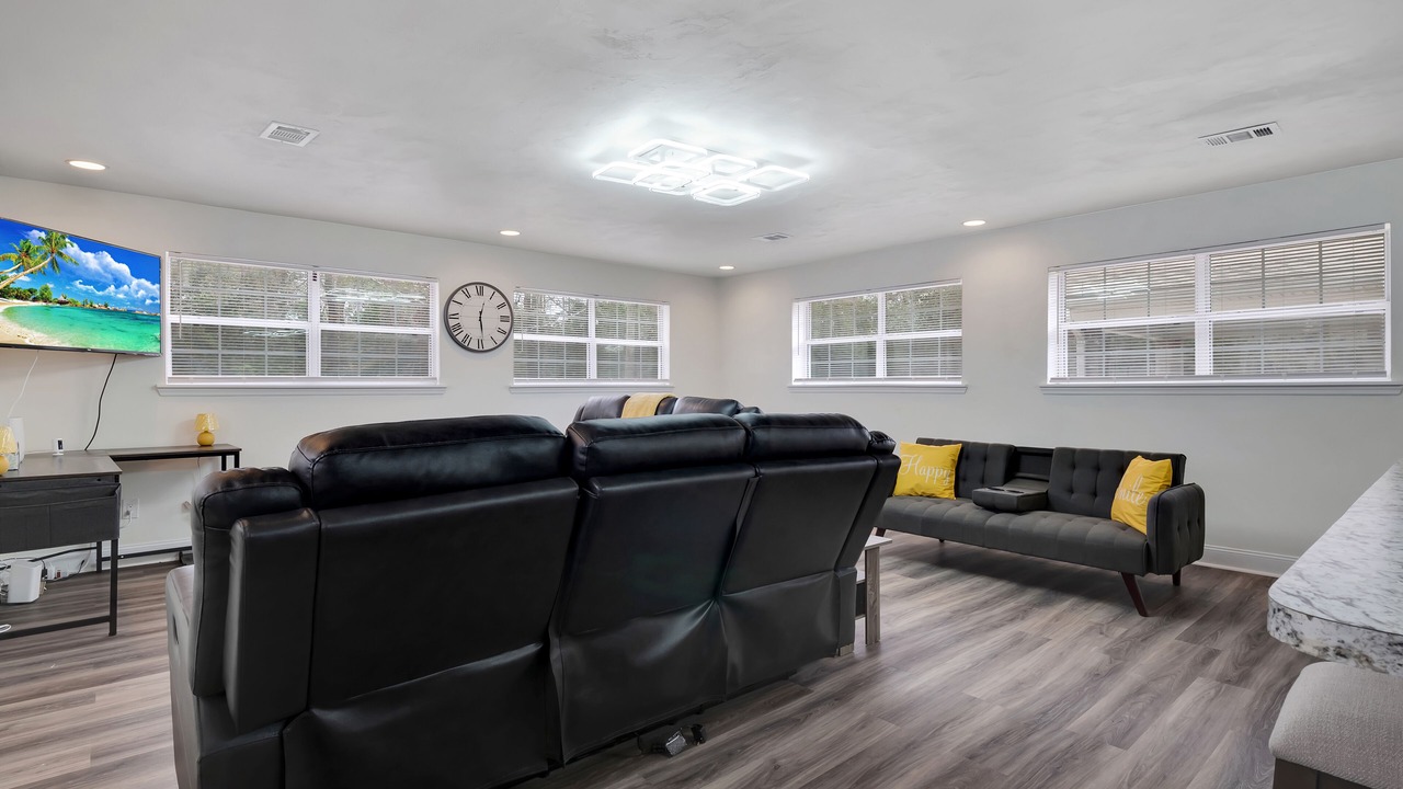 Photo of Livingroom in Tallahassee