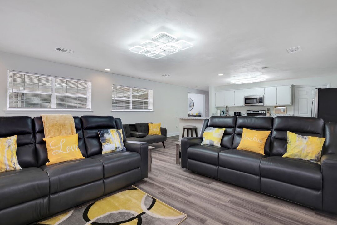 Photo of Livingroom in Tallahassee
