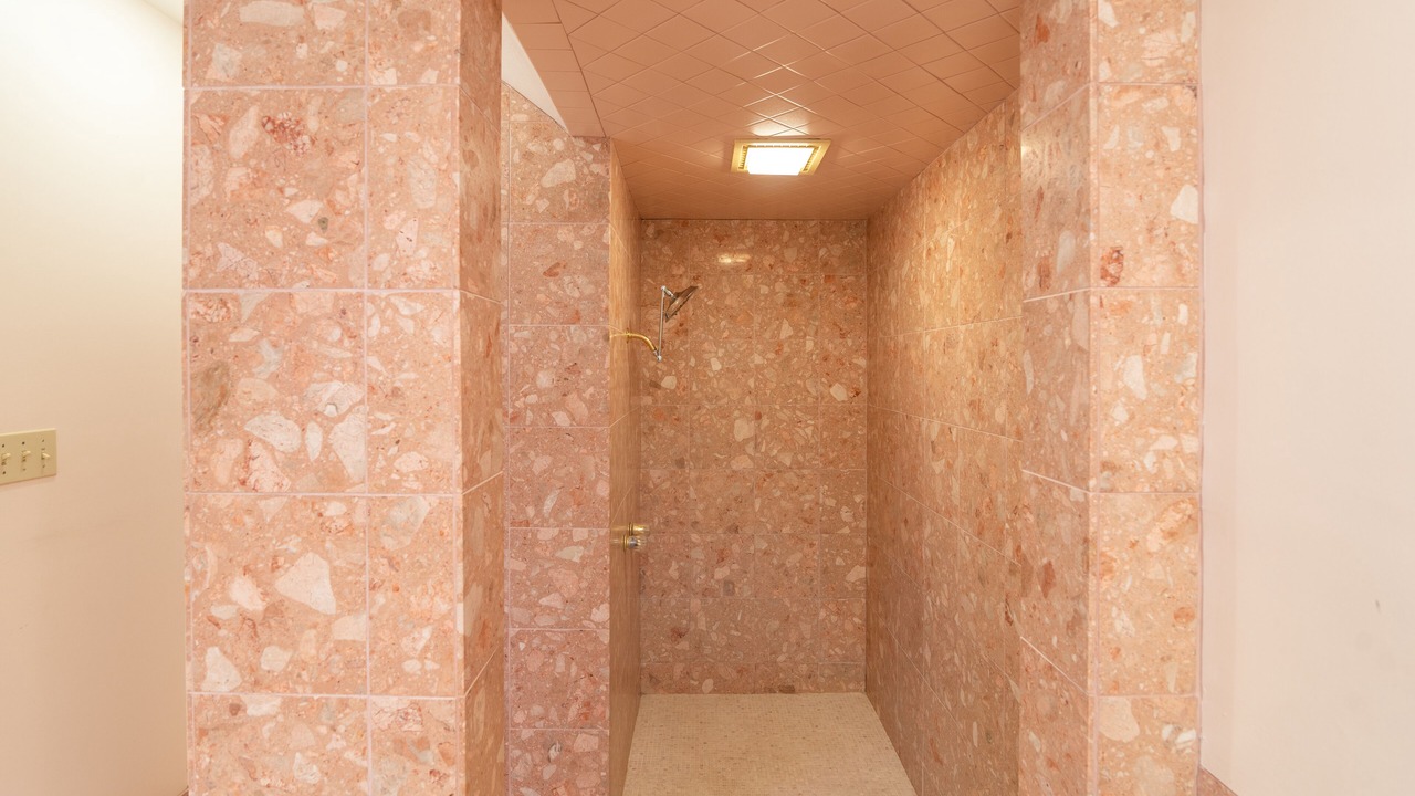 Photo of Bathroom in Cypress Gardens