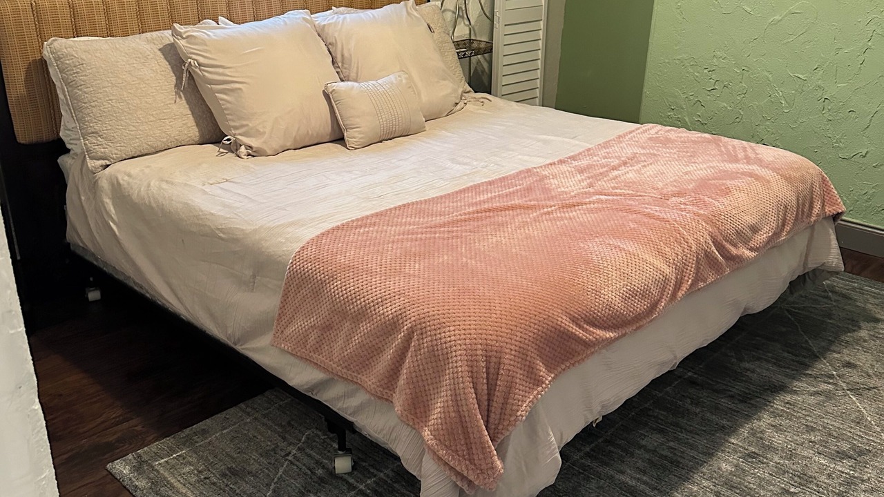 Photo of Bedroom in Parker Ridge