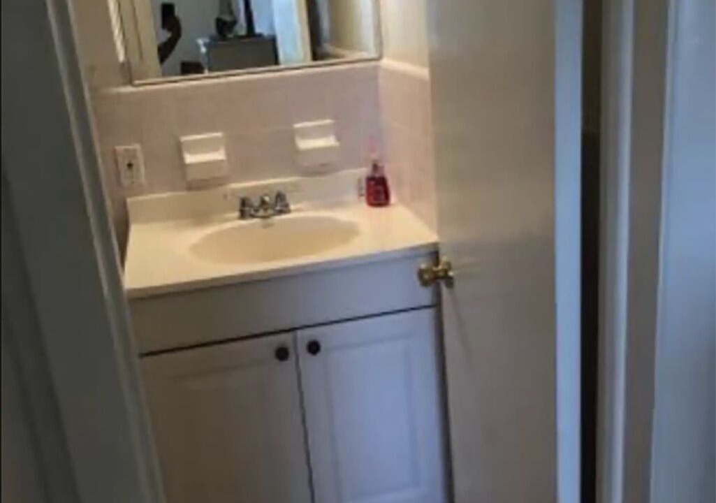 Photo of Bathroom in Connors