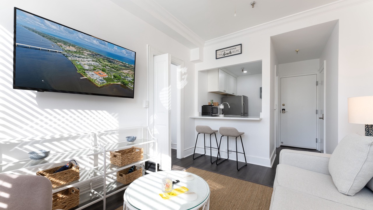 Photo of Livingroom in Palm Beach - West Palm Beach