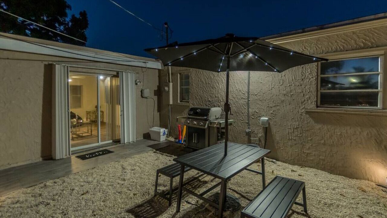 Photo of Outdoor in North Andrews Gardens