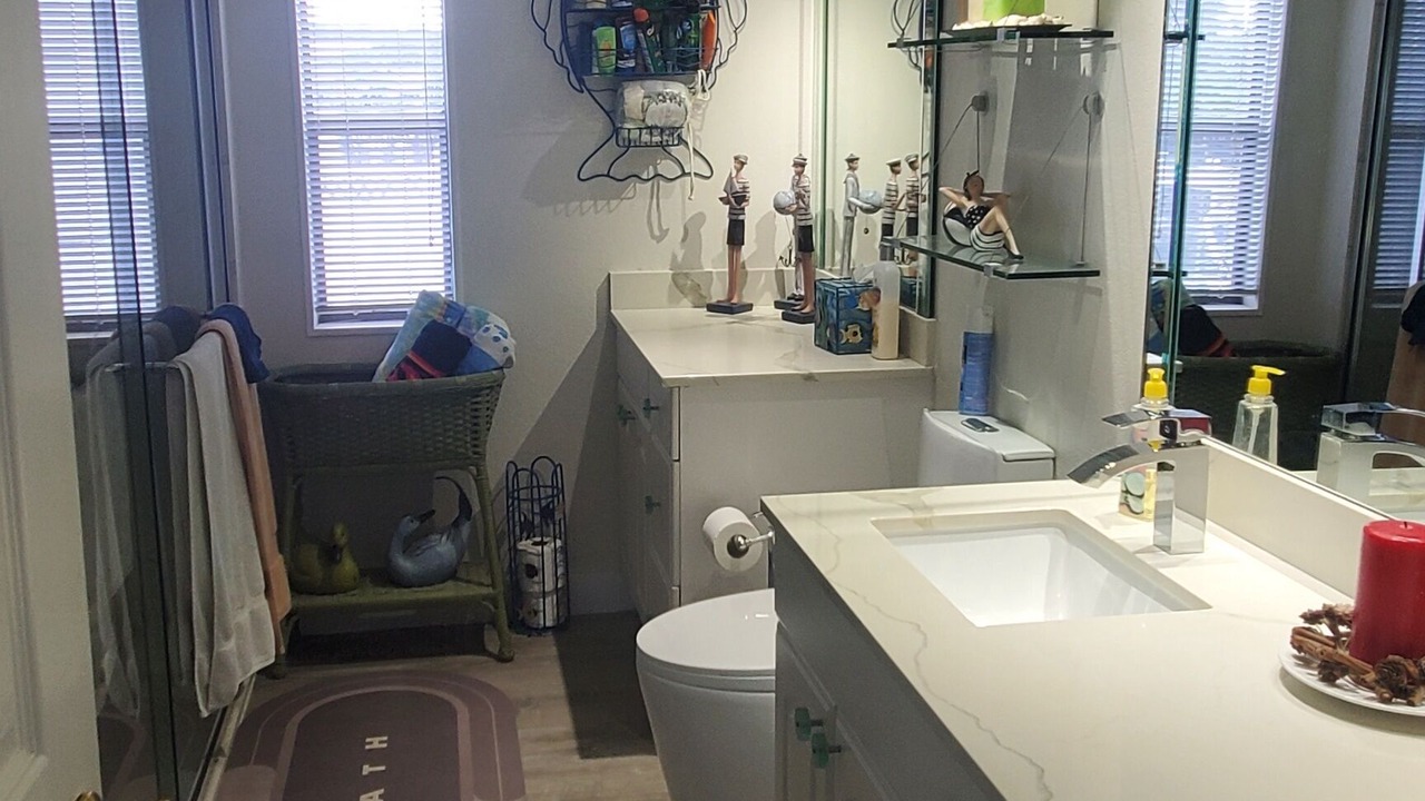 Photo of Bathroom in Cross Key Waterways