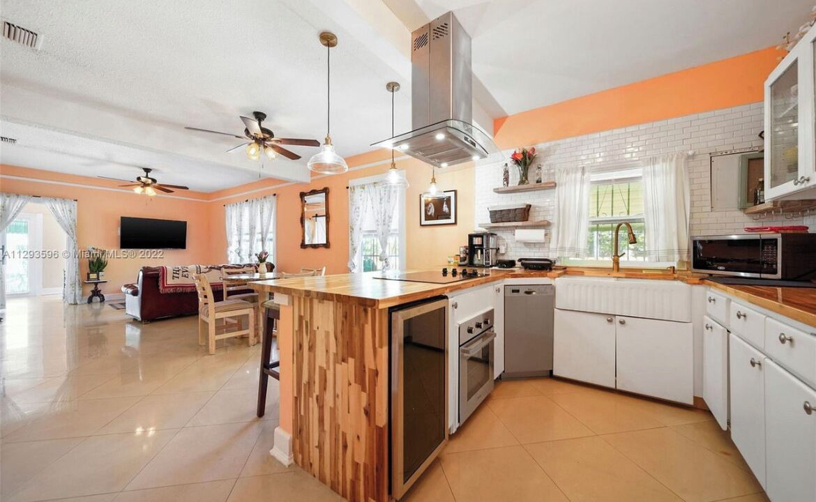 Photo of Kitchen in Allapattah
