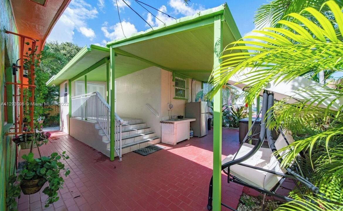 Photo of Patio Balcony in Allapattah