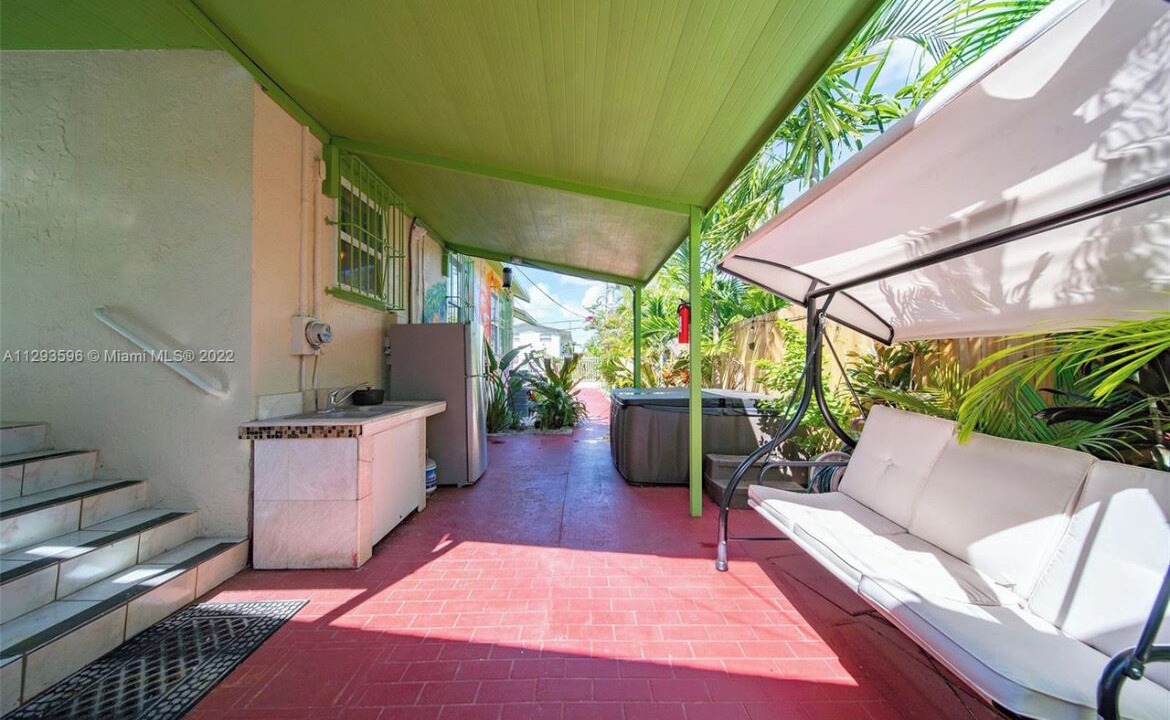 Photo of Outdoor in Allapattah