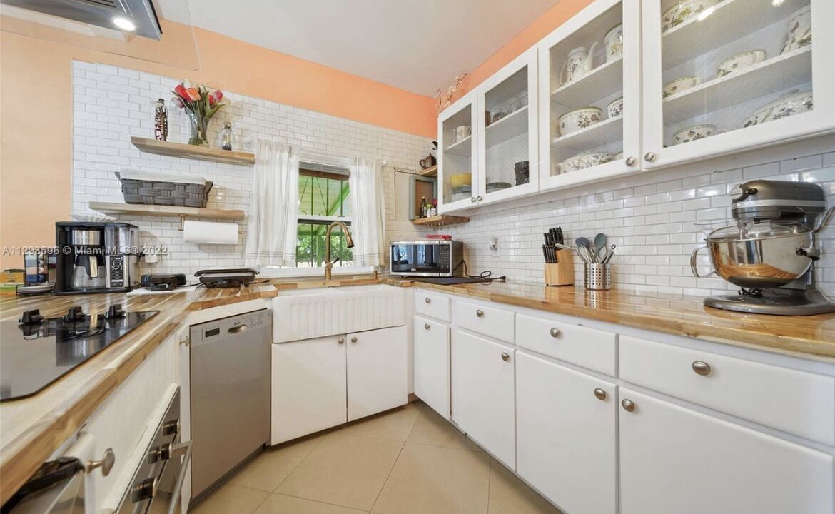 Photo of Kitchen in Allapattah