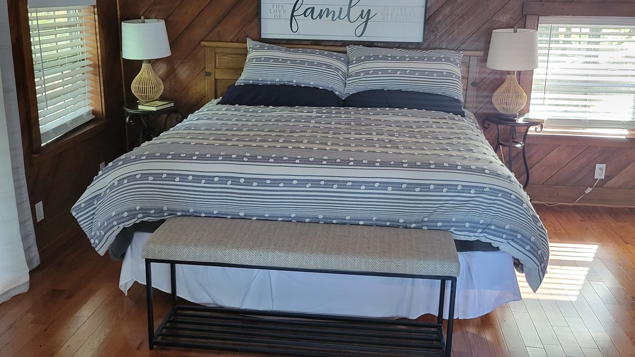 Photo of Bedroom in Telogia