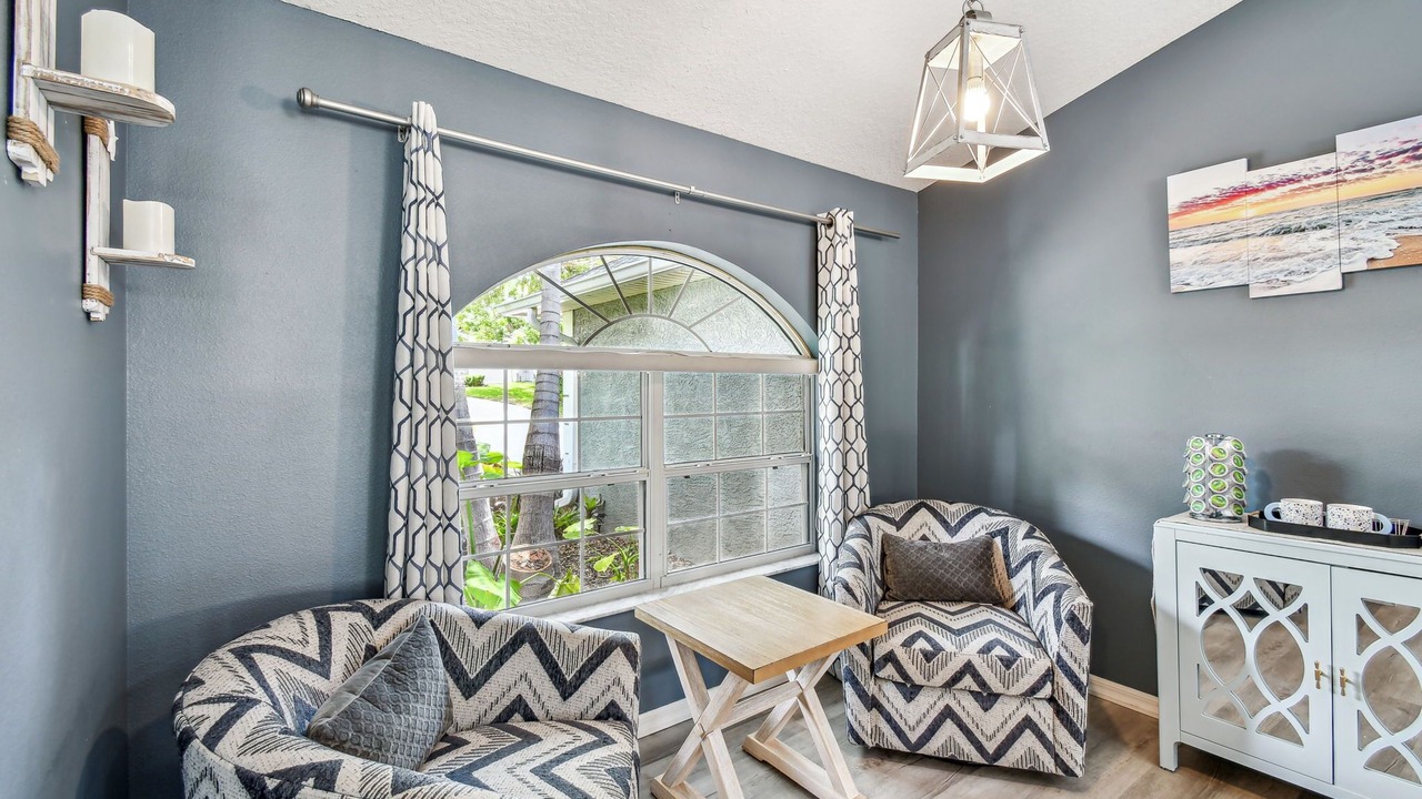 Photo of Livingroom in Harbor Hills