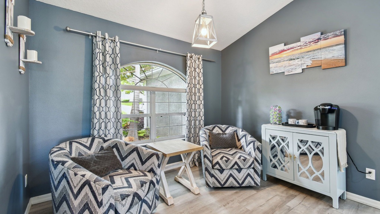 Photo of Livingroom in Harbor Hills