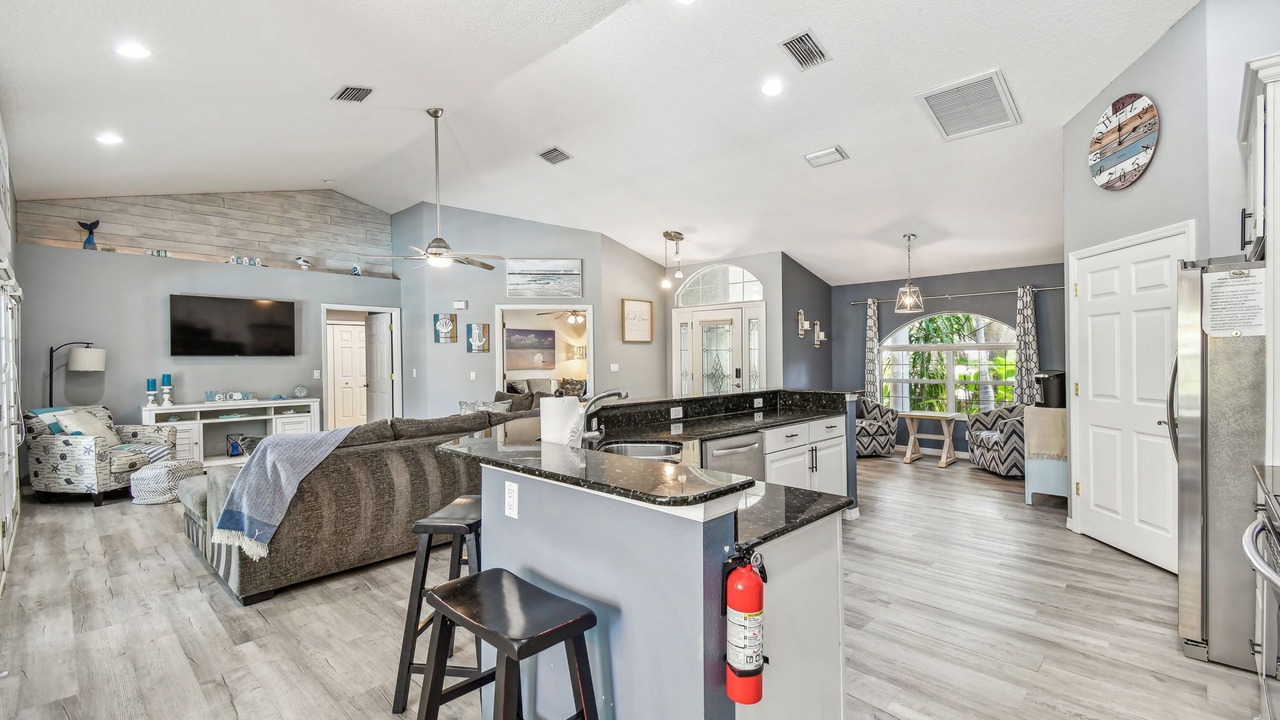 Photo of Livingroom in Harbor Hills