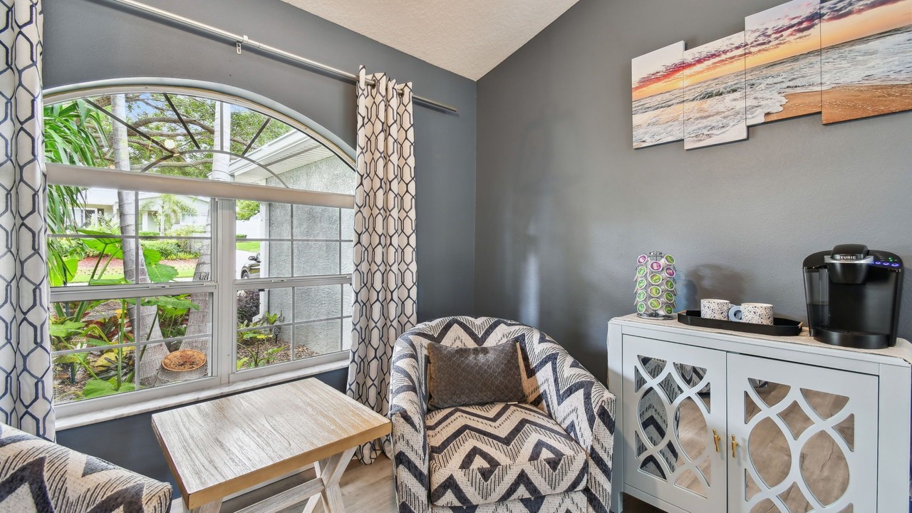 Photo of Livingroom in Harbor Hills