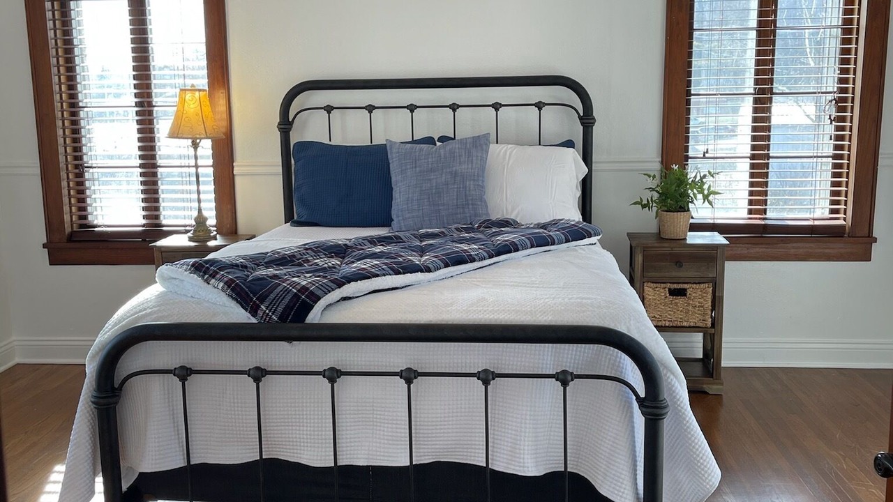 Photo of Bedroom in La Follette