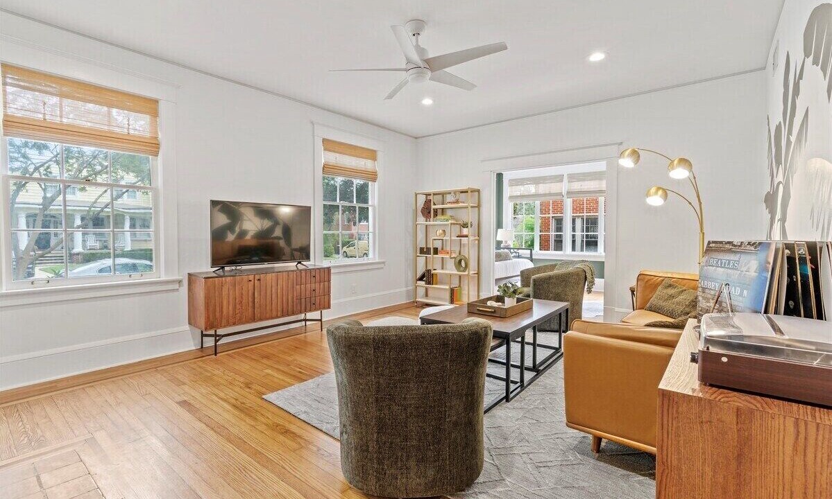 Photo of Livingroom in Avondale
