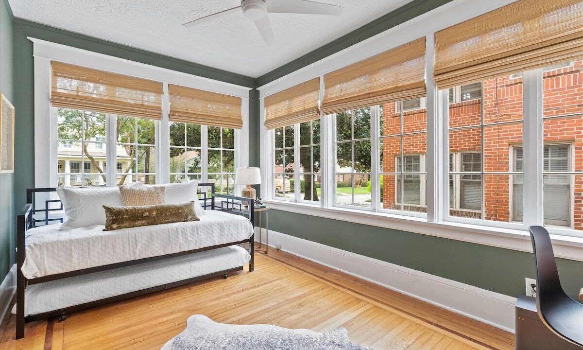 Photo of Bedroom in Avondale