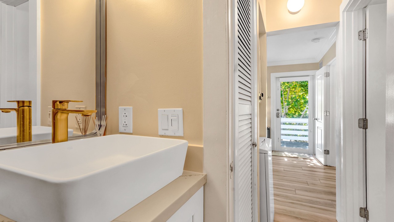Photo of Bathroom in Lower Matecumbe Key