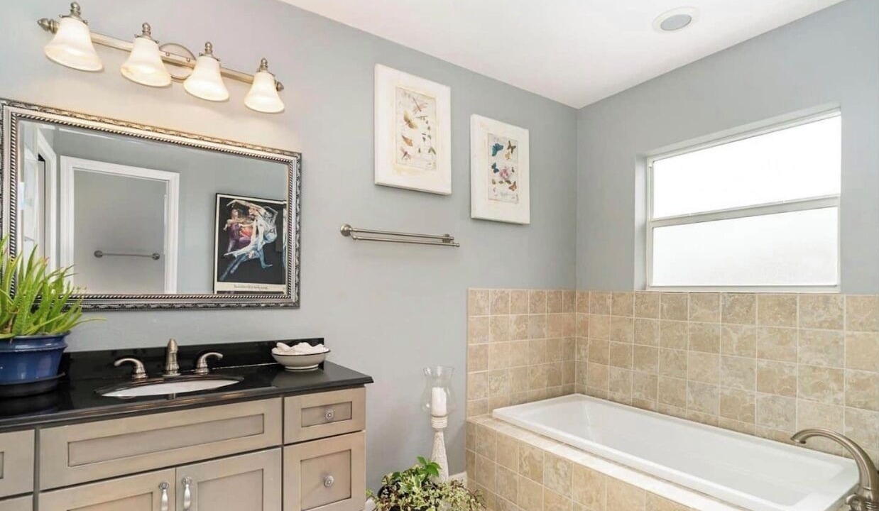 Photo of Bathroom in Indian Harbour Beach