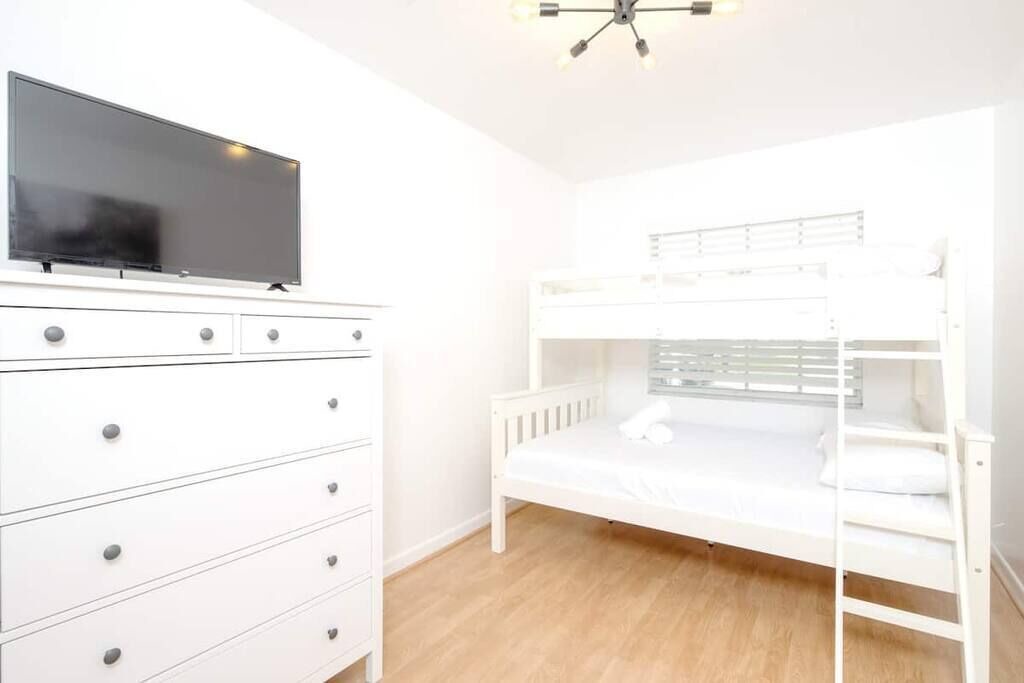 Photo of Bedroom in Pembroke Pines