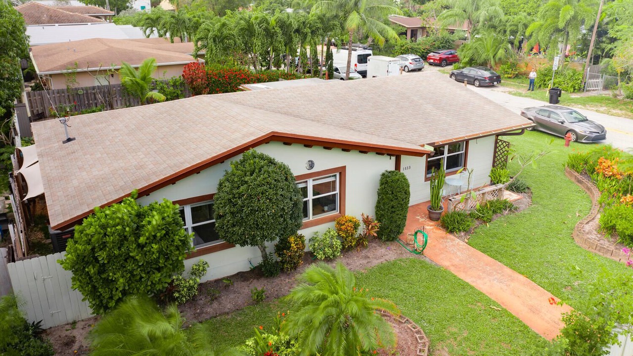 Photo of Outdoor in Poinsettia Heights