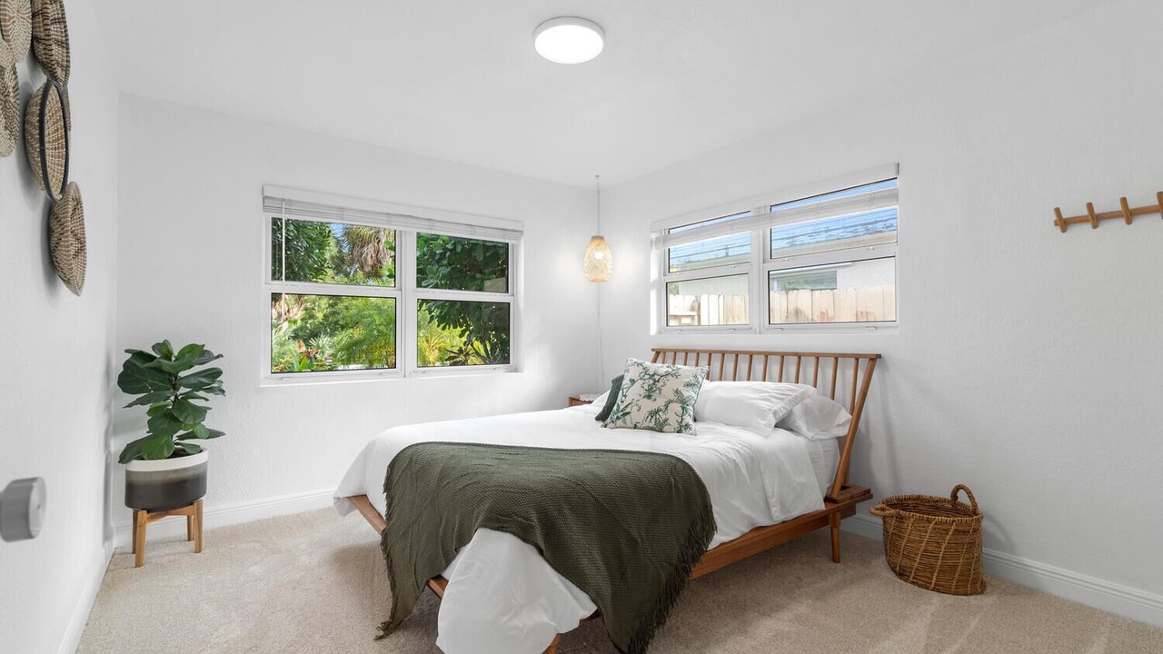 Photo of Others in Poinsettia Heights