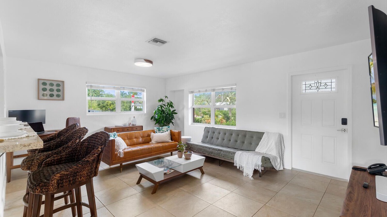 Photo of Others in Poinsettia Heights