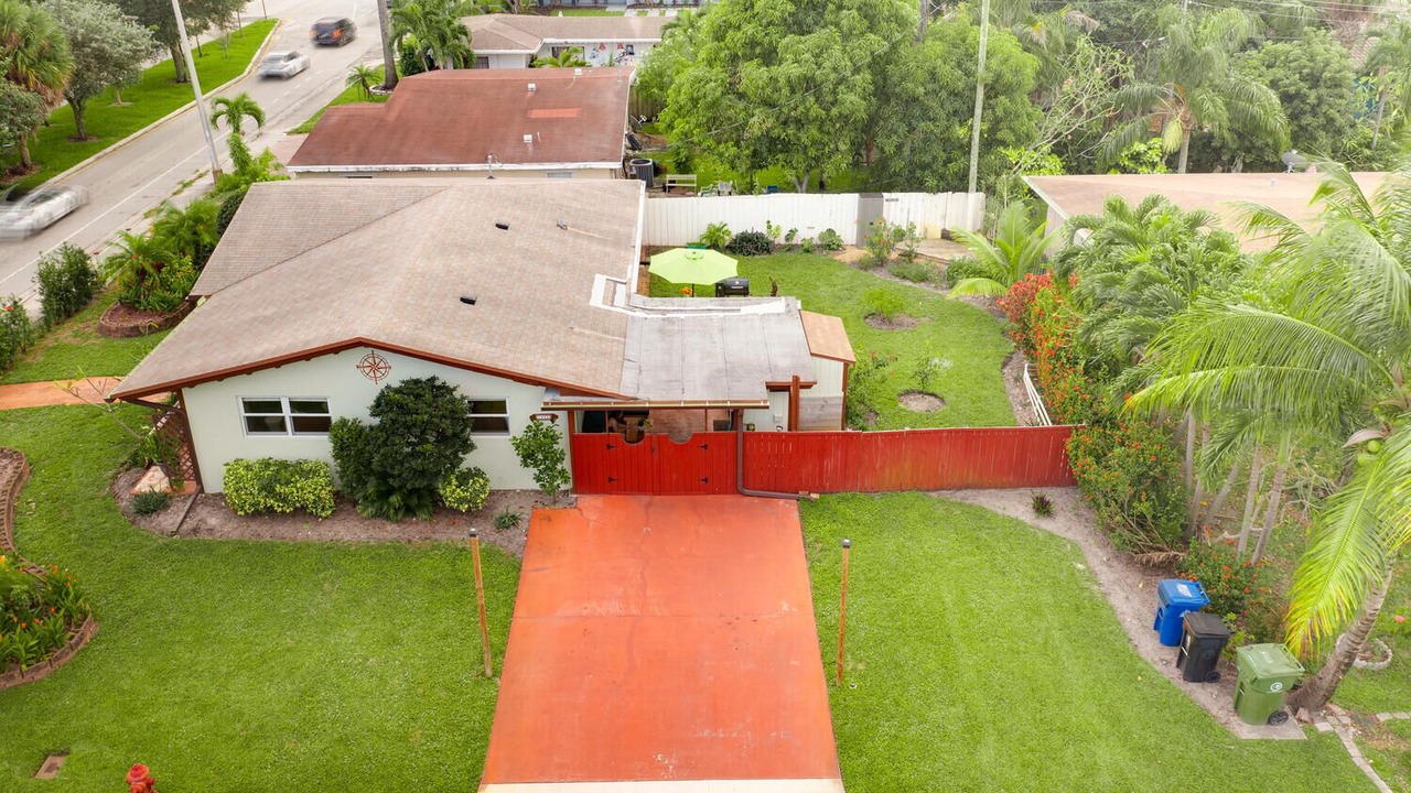 Photo of Others in Poinsettia Heights