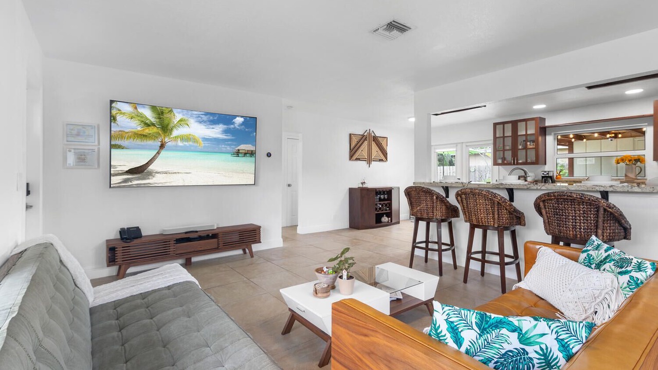 Photo of Livingroom in Poinsettia Heights