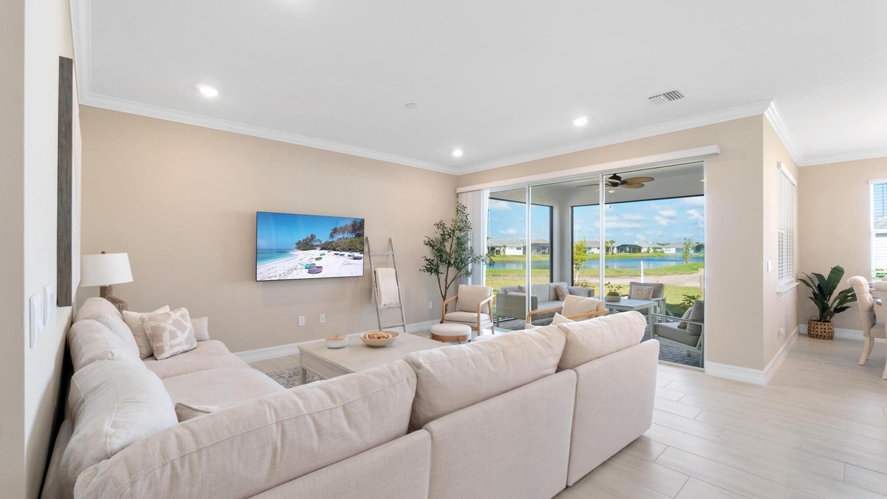 Photo of Livingroom in Bonita Springs
