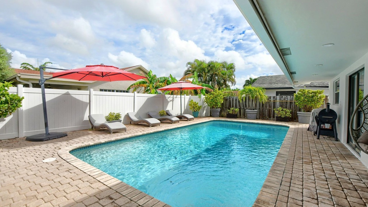 Photo of Outdoor in Deerfield Beach