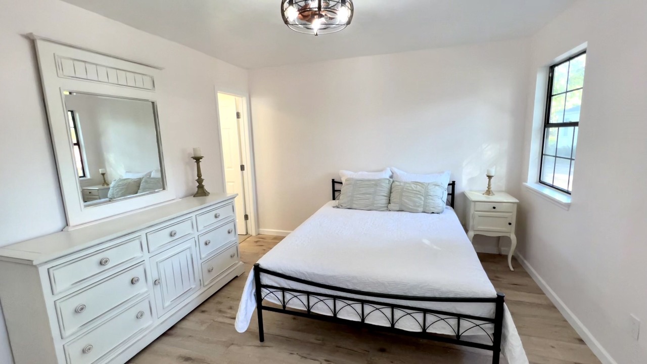 Photo of Bedroom in Tallahassee
