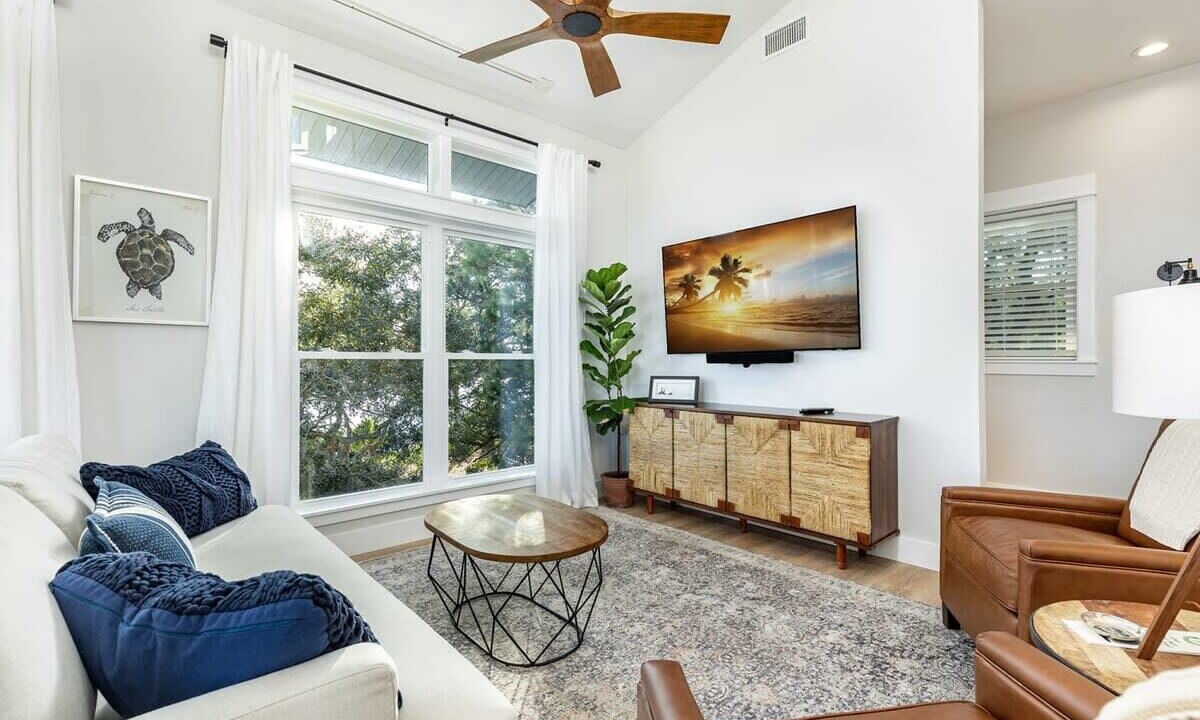 Photo of Bedroom in Cedar Key