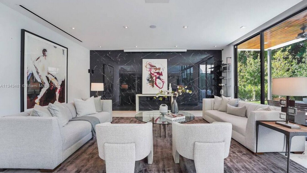 Photo of Livingroom in Venetian Islands