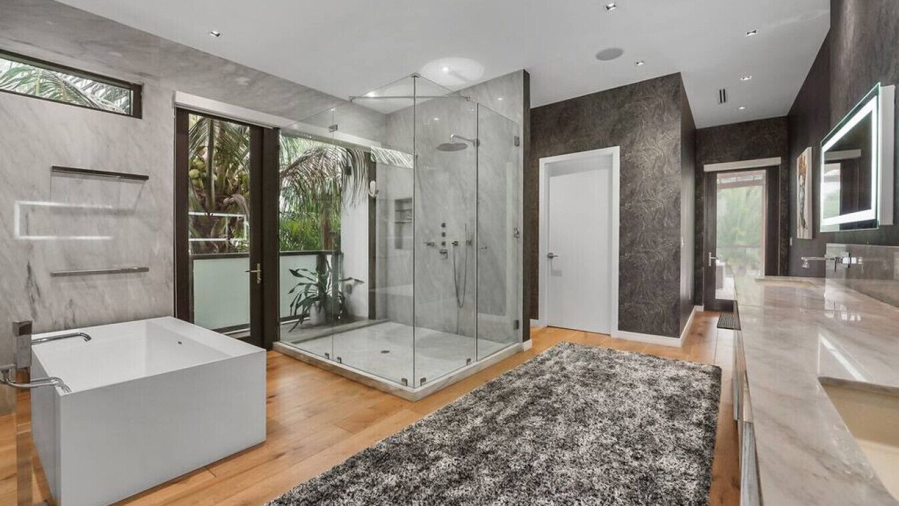Photo of Bathroom in Venetian Islands
