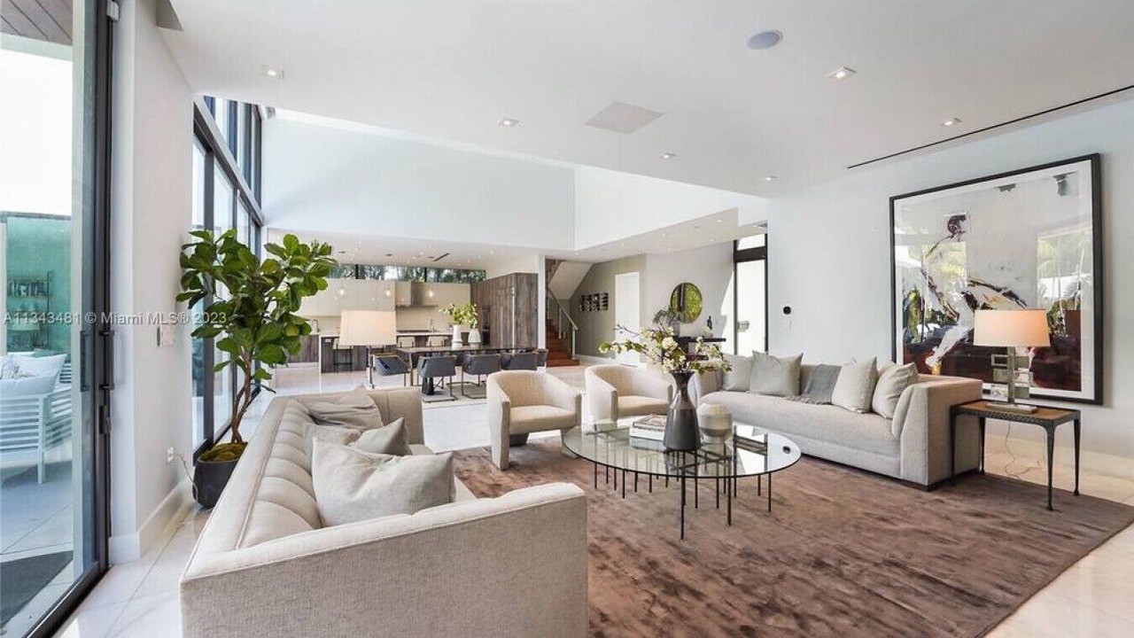 Photo of Livingroom in Venetian Islands