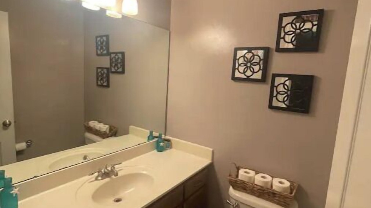 Photo of Bathroom in Harvest