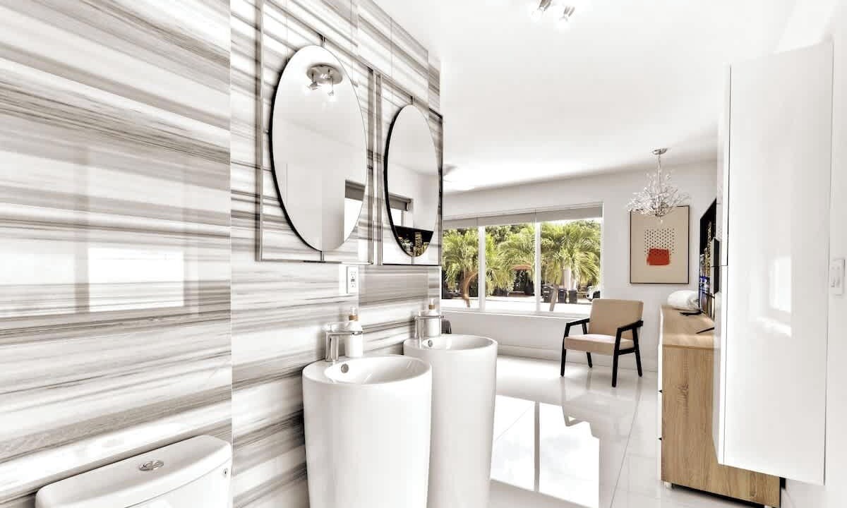 Photo of Bathroom in North Bay Village